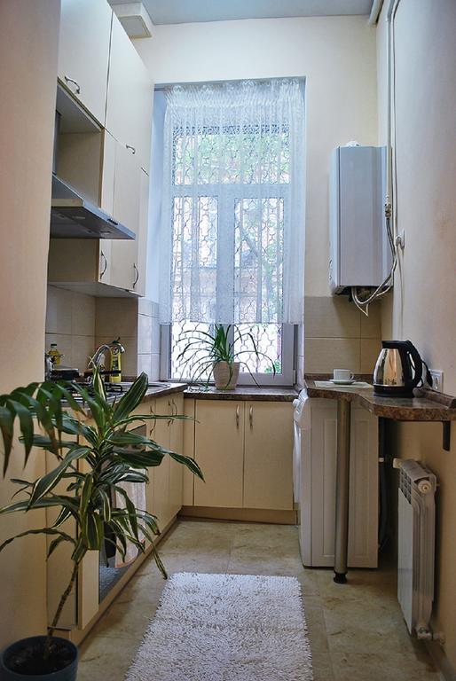 Classic Apartment On Zhukovskoho Odessa Dış mekan fotoğraf